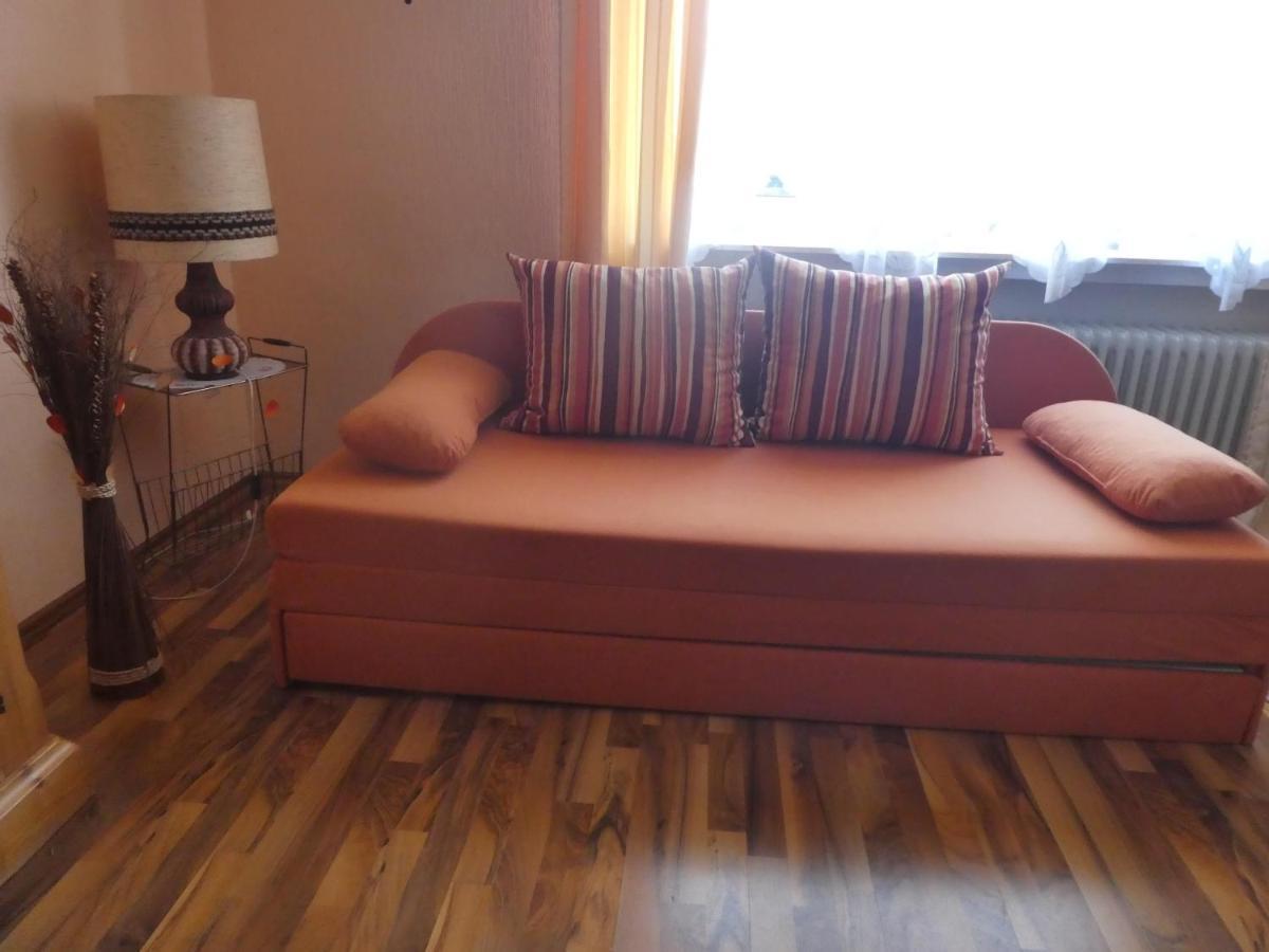 Oberzissen Ferienwohnung Fuelbier מראה חיצוני תמונה